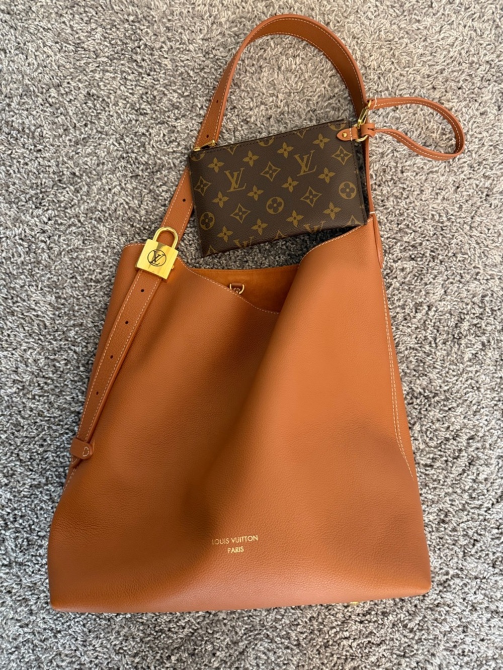 Louis Vuitton lowkey hobo MM